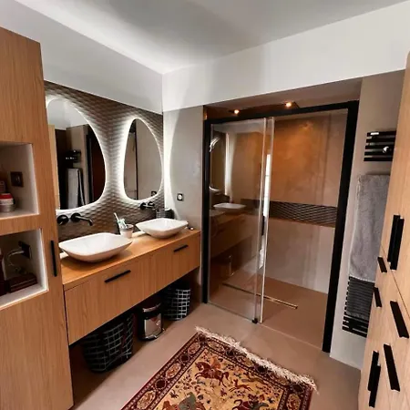 Villa Cine-spa *